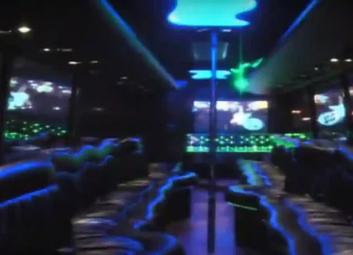 Your Best Choice Rentals in Oakville Party Bus