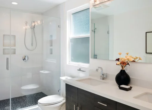 Chicago Glass Shower Doors Company: A Beacon of Quality and Style in the Windy City